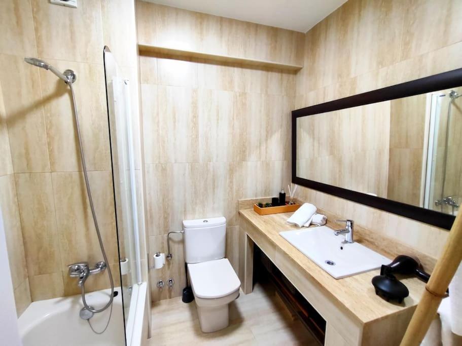 Tranquilo Apartamento Con Parking Gratis Vigilado 24H Vigo Eksteriør billede