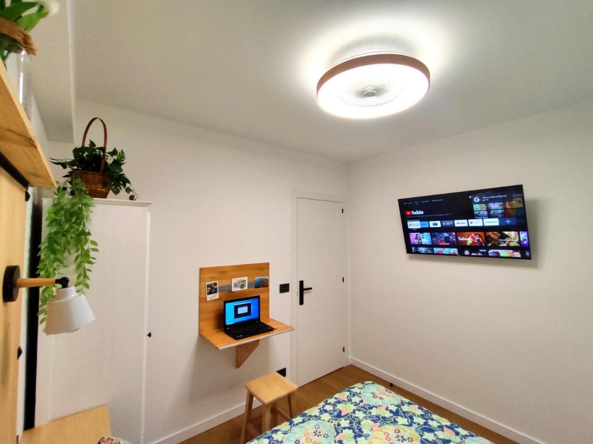 Tranquilo Apartamento Con Parking Gratis Vigilado 24H Vigo Eksteriør billede